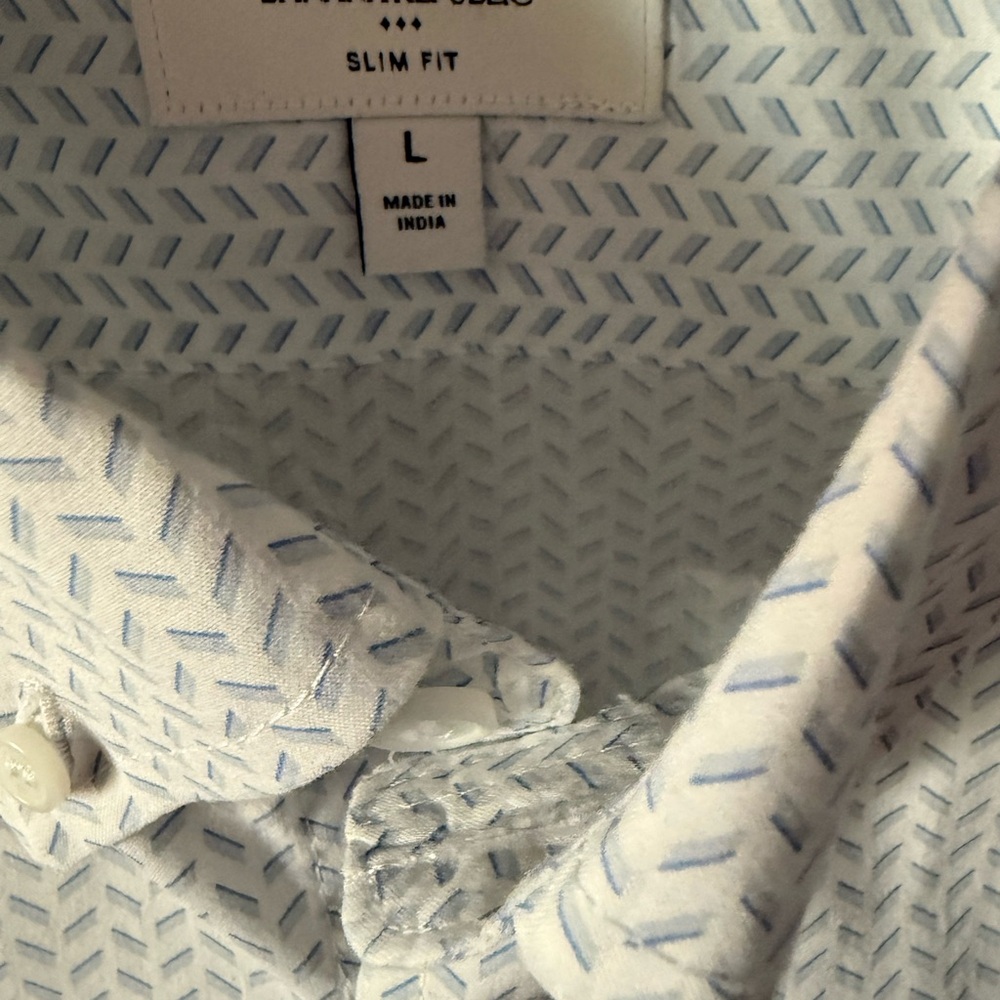 Banana Republic Men's White With Blue Pattern Shirt